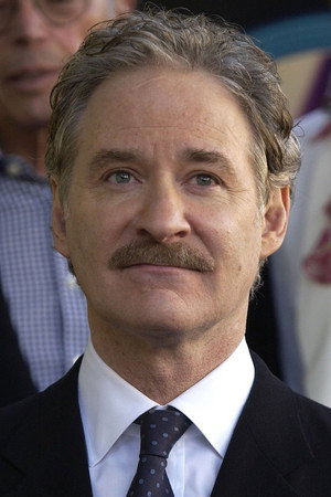 Kevin Kline profil kép