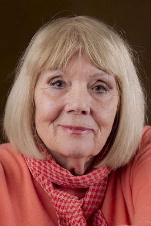 Diana Rigg profil kép