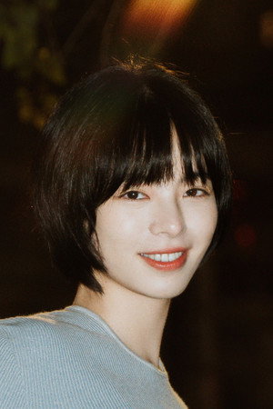 陸夏 profil kép