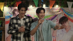 ต้นส้มอยู่บ้านเขา แต่ผลส้มหล่นมาบ้านเราตลอดเลย kép