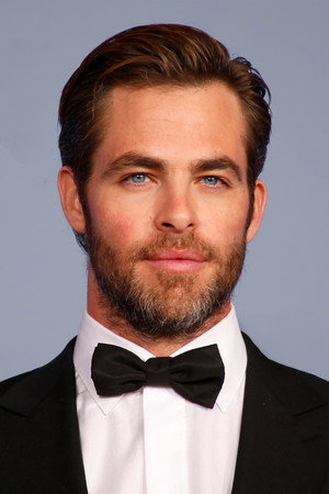 Chris Pine profil kép