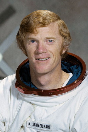 Russell Schweickart profil kép