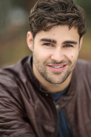 Cody Kearsley profil kép