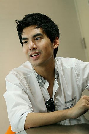 ฉันทวิชช์ ธนะเสวี profil kép