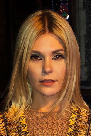 Hannah Arterton profil kép
