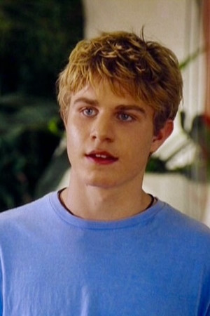 Brady Corbet profil kép
