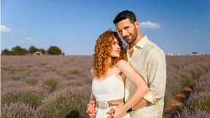 Iubire cu parfum de lavandă kép