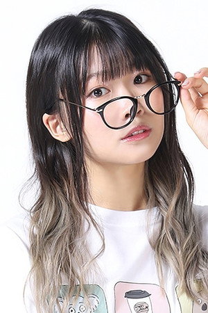 内田秀 profil kép