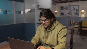 Vikram On Duty 1. évad Ep.6 6. epizód