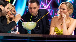 Masked Singer Sverige 5. évad Ep.1 1. epizód