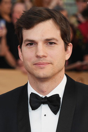Ashton Kutcher profil kép