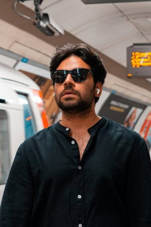 Satish Ray profil kép