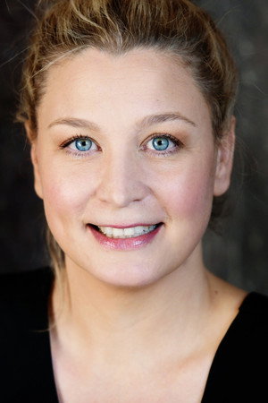 Anna König profil kép