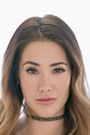 Eva Lovia profil kép