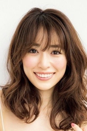 泉里香 profil kép