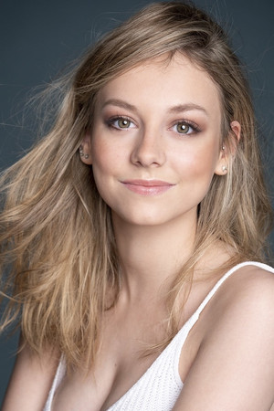 Ester Expósito profil kép