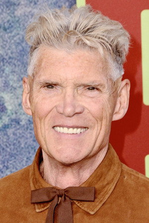 Everett McGill profil kép