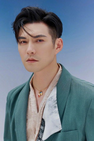 严屹宽 profil kép