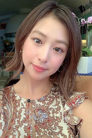 佐山彩香
