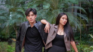 รักนี้ต้องเจียระไน kép