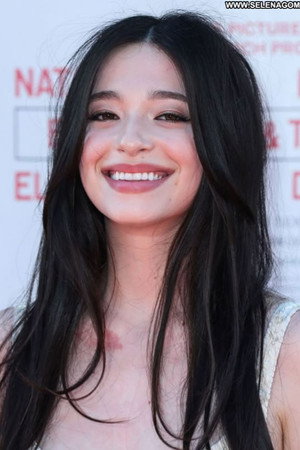 Mikey Madison profil kép