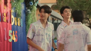 ต้นส้มอยู่บ้านเขา แต่ผลส้มหล่นมาบ้านเราตลอดเลย kép