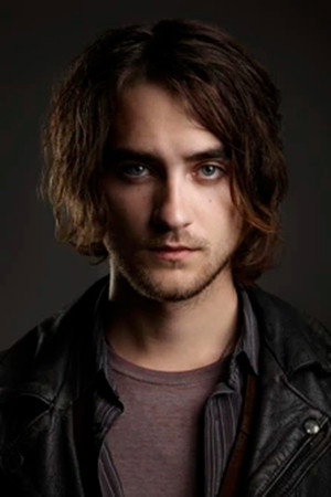 Landon Liboiron profil kép