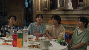 ต้นส้มอยู่บ้านเขา แต่ผลส้มหล่นมาบ้านเราตลอดเลย kép