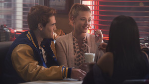Riverdale 1. évad Ep.1 Első fejezet: A folyó széle