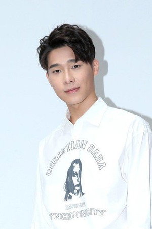 宋偉恩 profil kép