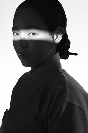 밤에 피는 꽃 poszter