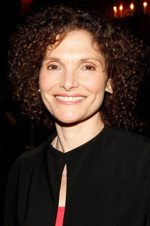 Mary Elizabeth Mastrantonio profil kép
