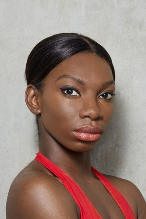 Michaela Coel profil kép