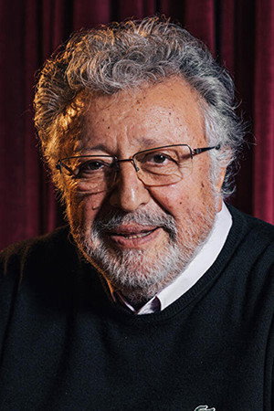 Metin Akpınar profil kép