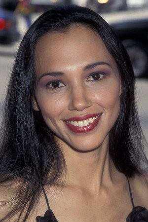 Irene Bedard profil kép