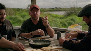 Off the Grid with Colin and Manu 1. évad Ep.4 4. epizód