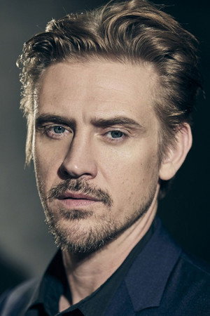 Boyd Holbrook profil kép