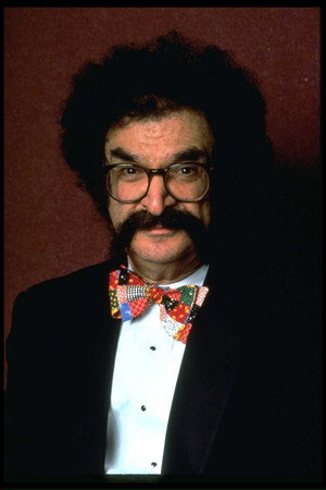 Gene Shalit profil kép