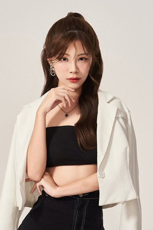 เบญจณี วัชรวสุนธรา profil kép