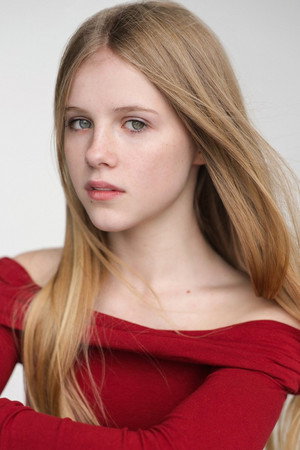 Alyla Browne profil kép