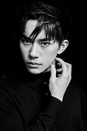 易烊千玺 profil kép