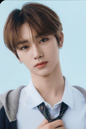 安信 profil kép