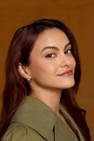 Camila Mendes profil kép