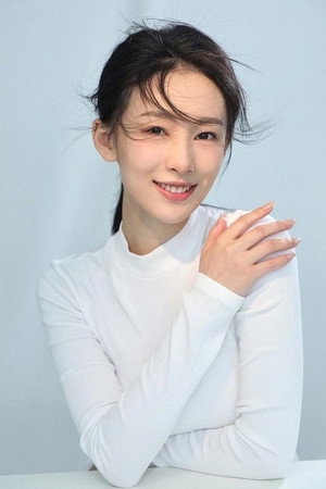 白旭含 profil kép
