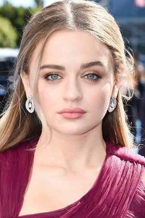 Joey King profil kép