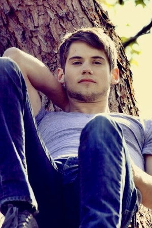 Tony Oller profil kép