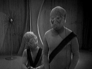 Doctor Who - Ki vagy, doki? 1. évad Ep.36 Szenzoriták 6. - Elkeseredett próbálkozások