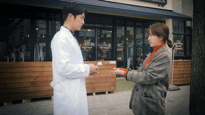 봄밤 kép