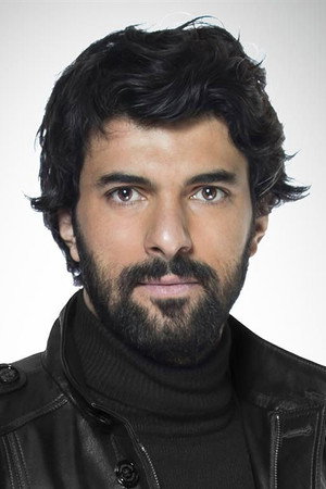 Engin Akyürek profil kép