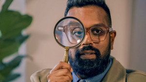 The Misinvestigations of Romesh Ranganathan 2. évad Ep.1 1. epizód